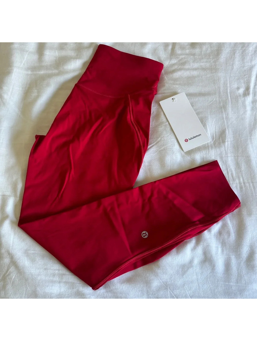 🆕 Lululemon Base Pace HR Tight 25” Dark Red